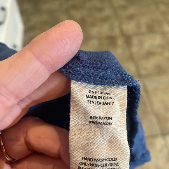 Soft surroundings blouse CL - Picture 4 of 6